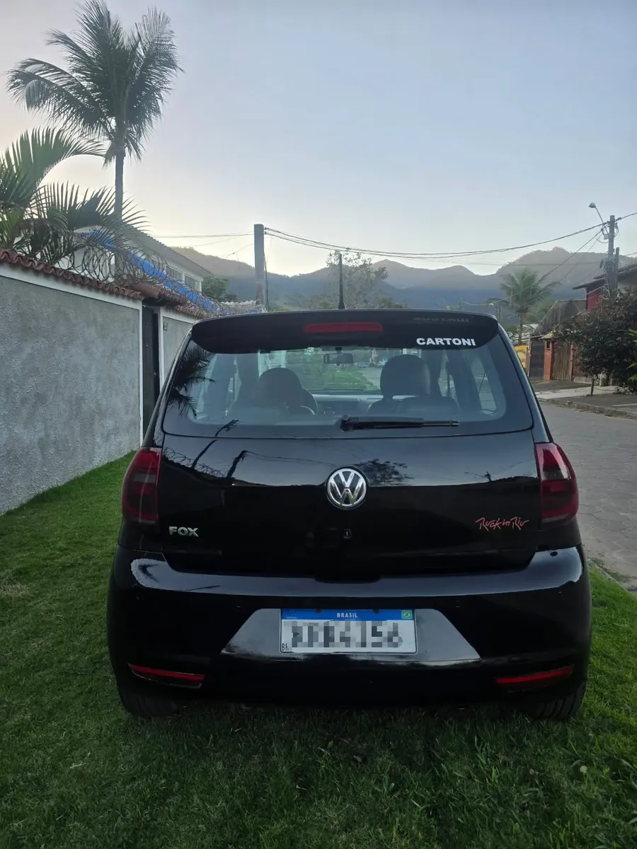 Volkswagen Fox 2014 1.6 Vht Rock In Rio Total Flex 5p — foto 2