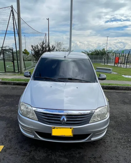 Renault Logan 1.6 Dynamique