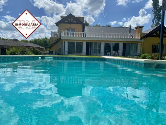 Hermosa Propiedad En Venta/alquiler Con Piscina En El Club De Campo Haras Del Sur I  