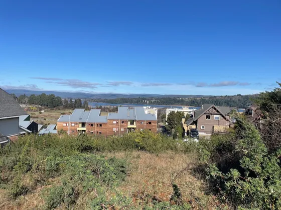 Terreno Con Gran Vista Al Rio Cruces