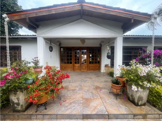 Casa Campestre En Venta Jamundi - Cr Solares De La Morada
