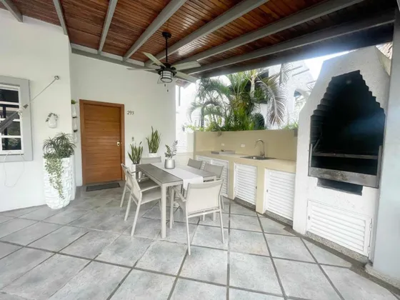 Casas Bote B Lecheria Alquiler 160 M2 -bc