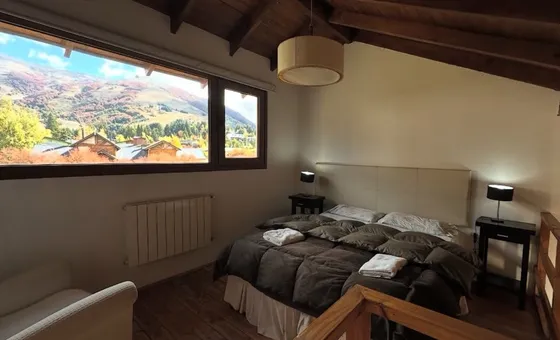 Alquiler Turistico Departamento Tipo Duplex En Bariloche,  Base Del Cerro Catedral Hasta 4 Pax. Vista A Las Montañas Con Estacionamiento Privado, Parque Y Parrillas
