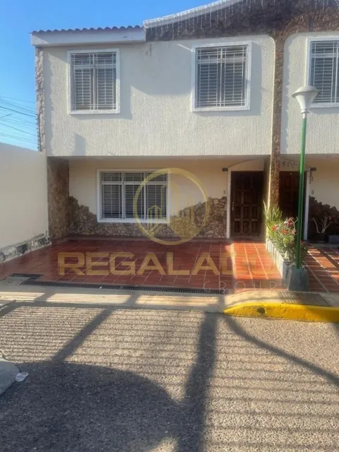 Cv-1619 Zona Norte Casa Lujosa Villa Avenida Guajira