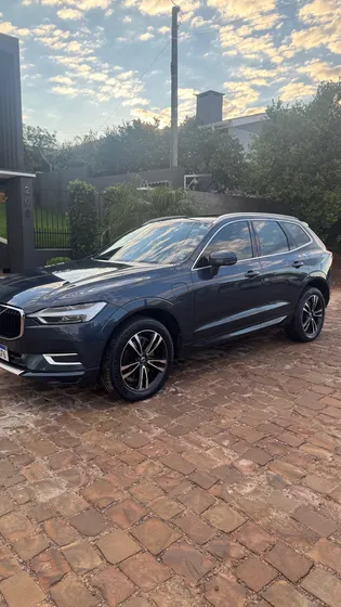 Volvo Xc60 2.0 T8 Momentum Drive-e 5p Hibrido