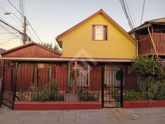 Casa En Venta En Maipú Tres Poniente