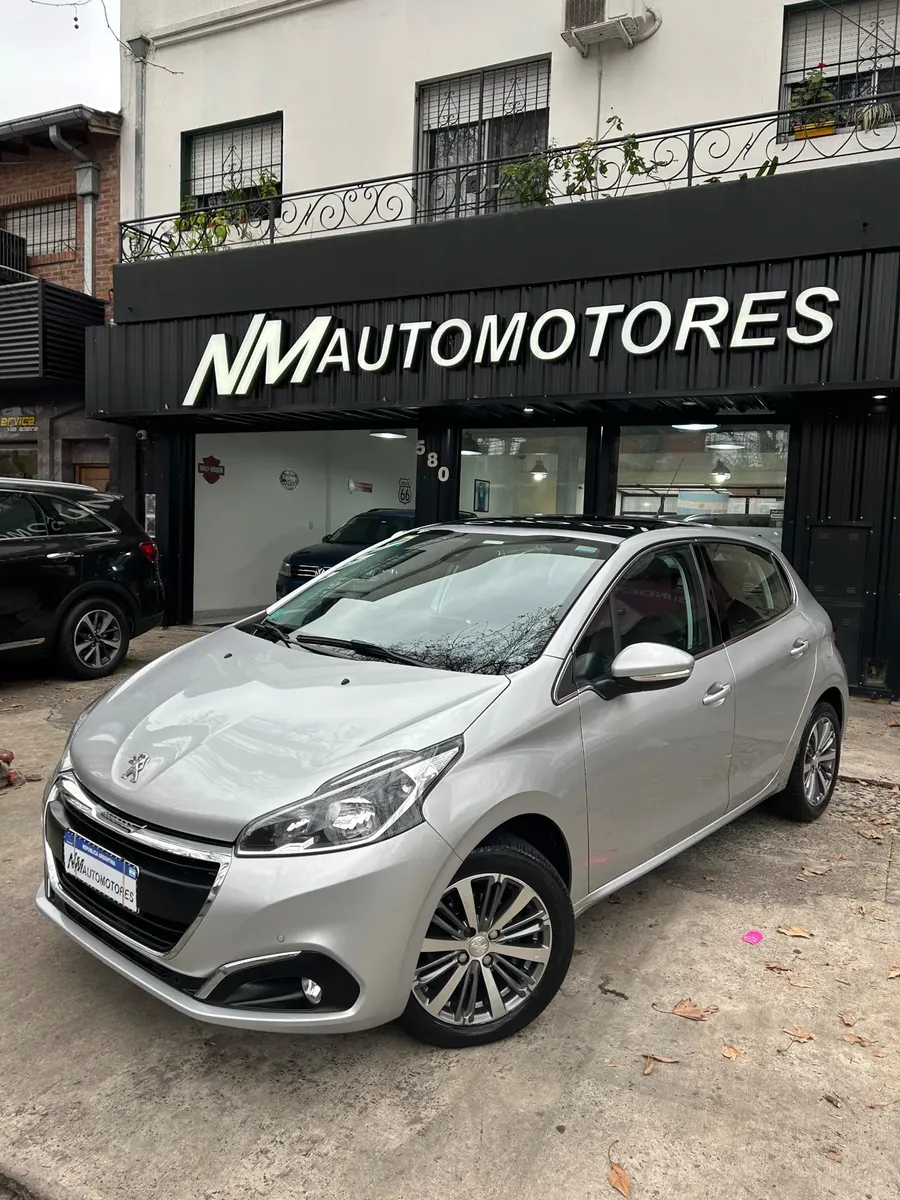 Peugeot 208 1.6 Feline Tiptronic