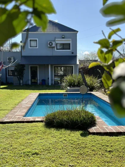 Casa En Venta En 509 E/ 30 Y 31, Hernandez, La Plata