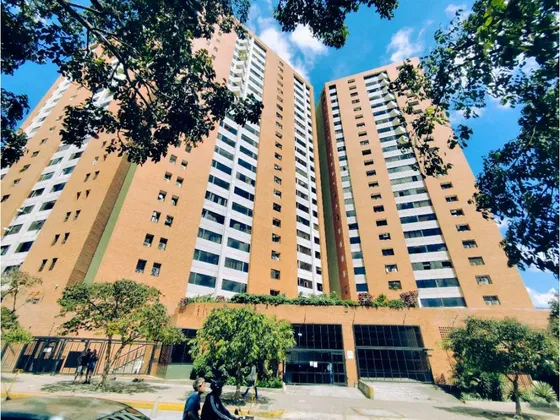 Se Vende Apartamento 66m2 Los Caobos 9585