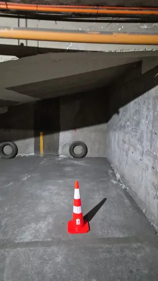 Arrienda Estacionamiento Techado Metro Estación San Miguel