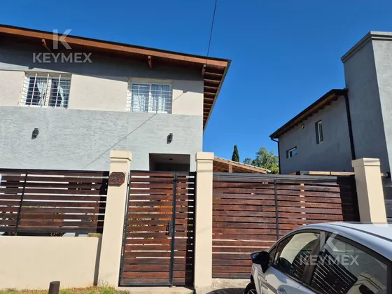 Casa En Venta Barrio Las Nazarenas 4 Ambientes Pilar