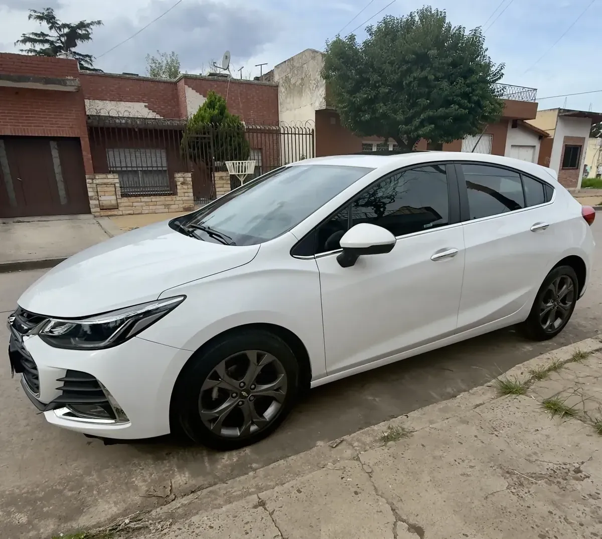 Chevrolet Cruze 5 LTZ At