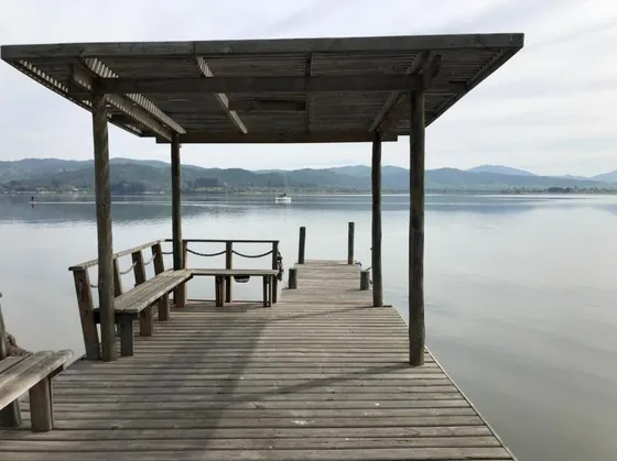 Casa Familiar Con Vista Y Salida A Lago Rapel 
