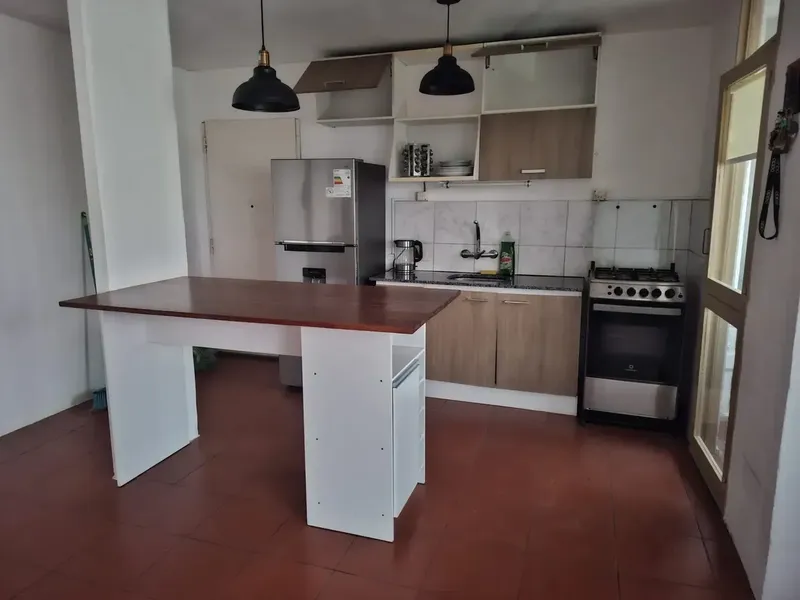 Apto Ee92 1 Dormitorio, Piso 10, Complejo Cerrado $ 17.000