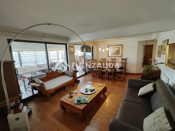 Departamento En Venta 4 Dorm. Sector Vaticano, Las Condes