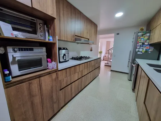 Casa En Venta En Envigado Sector Loma Del Escobero