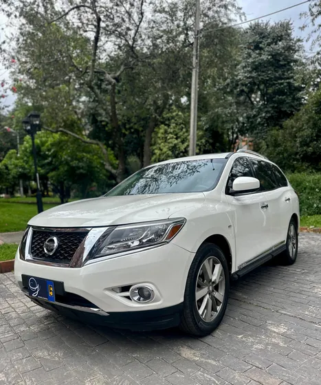 Nissan Pathfinder 3.5 R52 Exclusive