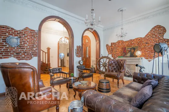Casa Estilo Frances