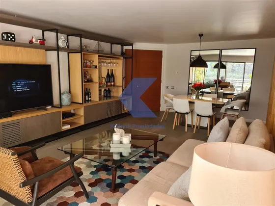 Departamento En Venta De 4 Dorm. En Las Condes