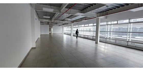 Oficina En Arriendo 305 M2, Sector Av. El Dorado, Bogota 