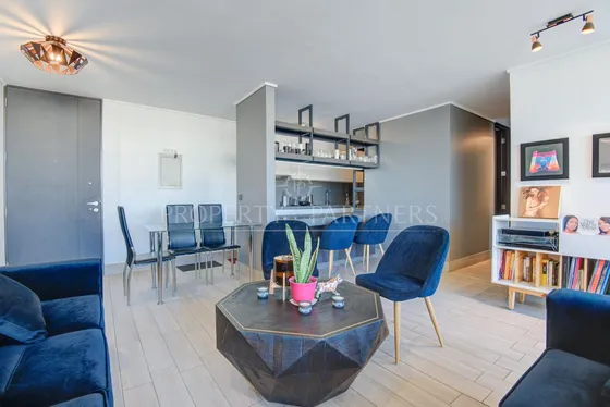 Moderno Departamento En Tranquila Calle Eduardo De...