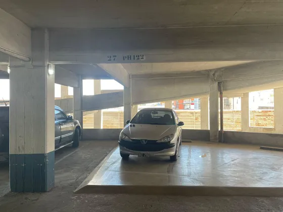 Venta Cochera En Centro