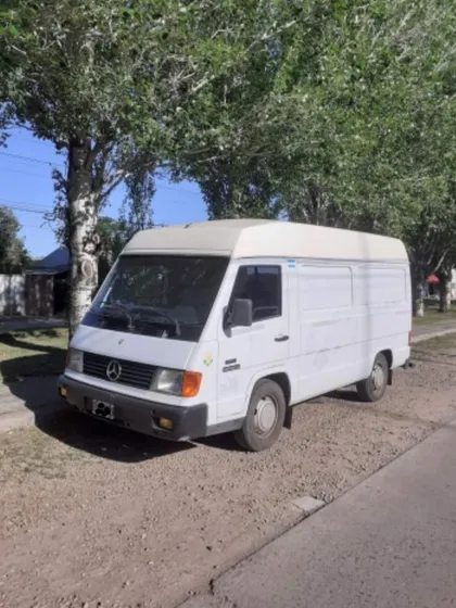 Mercedes-benz Mb 180 2.4 Furgon