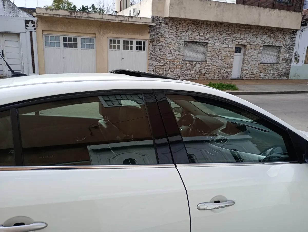 Renault Fluence 2.0 Privilege Cvt569032616423598085