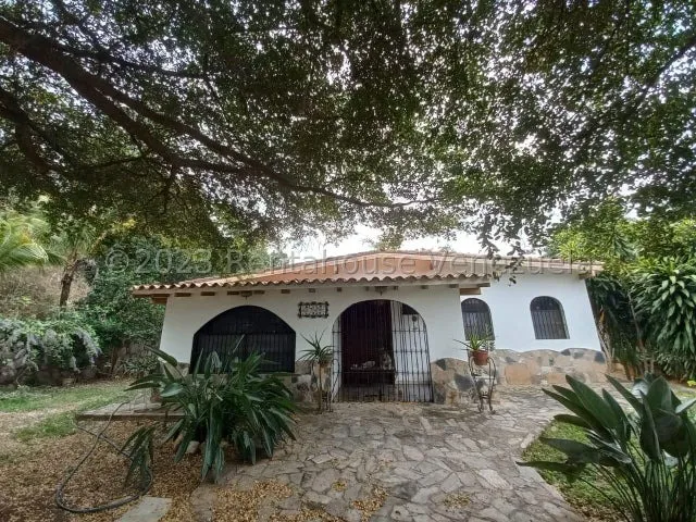 Casa En Venta Las Morochas San Diego  Carabobo Leida Falcon Lf23-31924