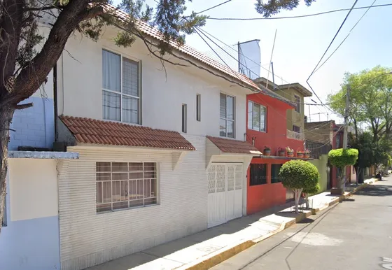 Casa En Venta, Col. Cerro De La Estrella, Iztapalapa, Cdmx Lr17