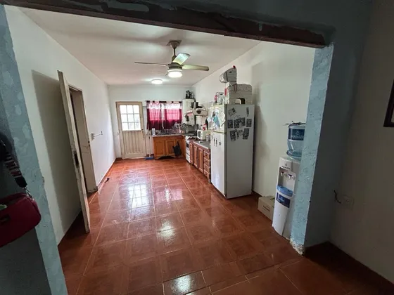 Venta / Casa Y Local / 3 Dormitorios / Garin, Escobar Gba Zona Norte