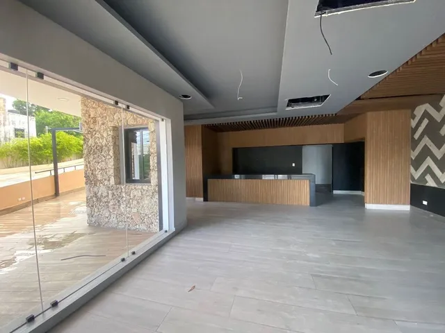 Local En Alquiler En Punta Cana, 1er Nivel, Ideal Para Restaurante, Con Terraza