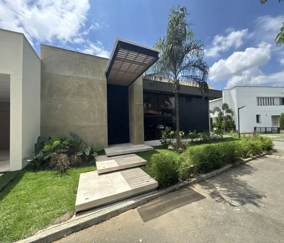 Casa Exclusiva En Venta En Pance
