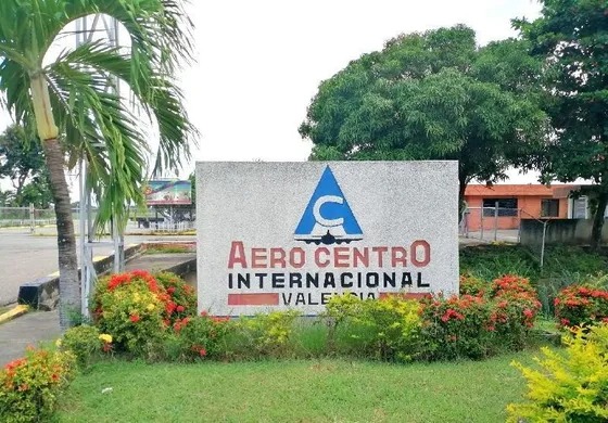 Juan Carlos González Renta House Carabobo Alquila Local Comercial Cc Aerocentro Valencia Mls #25-12453 Rah/jcg.