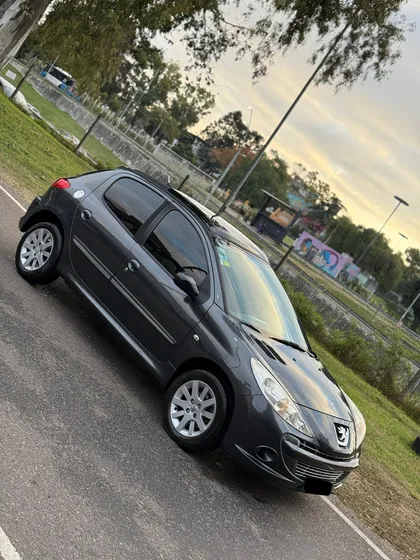Peugeot 207 1.6 Feline 106cv