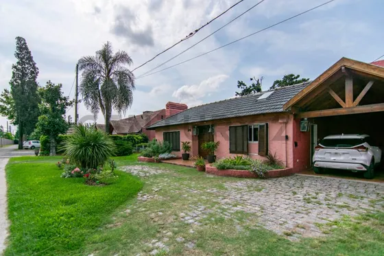 Casa En Venta En Barrio Cerrado San Miguel Del Ghisso 4 Ambientes