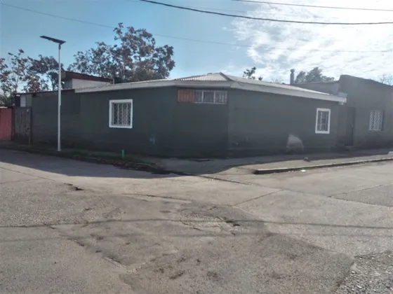 Rebajada !!! Casa Esquina 438 Mts Terreno 160 Const 4d/2b 