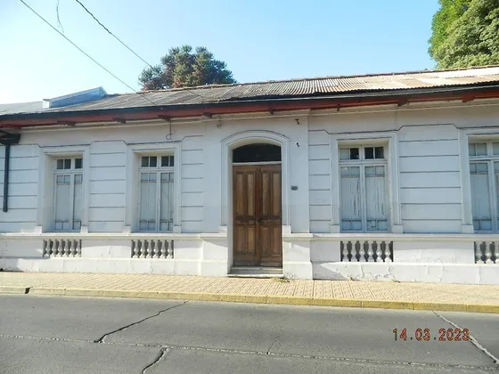 Céntrica Propiedad 690mt2