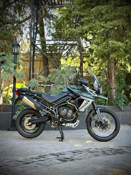 Triumph Tiger 800 Xcx