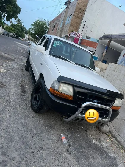 Ford Ranger Pickup Xl L4 Crew Cab 5vel Mt