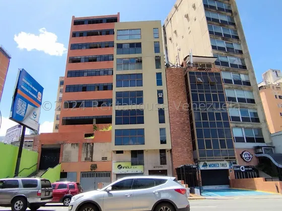  Vende Oficina/local Comercial 103 Mts2, Piso 6,. Ideal Para Emprendedores Y Empresas Que Buscan Una Ubicación Estratégica, Chacao !!!  Con Gran Potencial...!!!! 