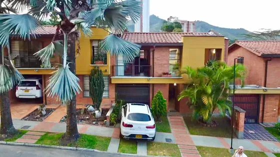 Venta Hermosa Casa Unidad Cerrada, Suramérica, La Estrella 