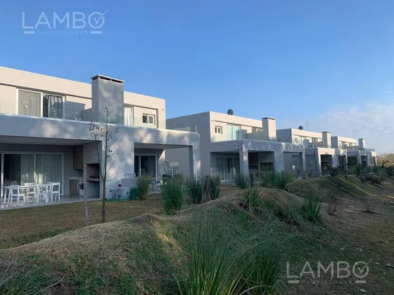 Alquiler Town Houses Pilará, La Calesa