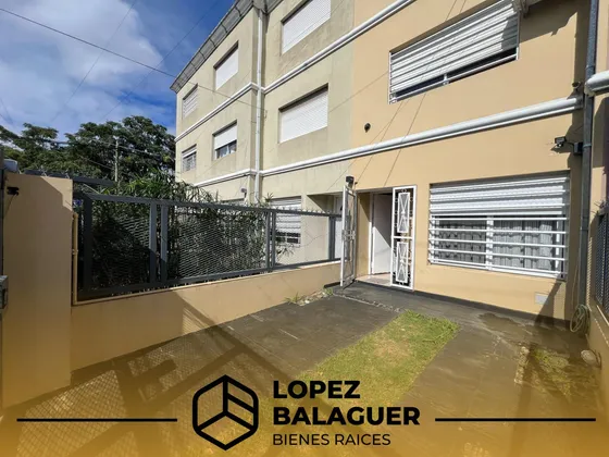Casa En Ciudad Evita - Triplex - 4 Dormitorios - Apto Credit