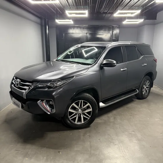Toyota Hilux Sw4 2.8 Srx 177cv 4x4 7as At