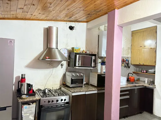 Oportunidad!! Casa Sobre Lote Propio En Avellaneda