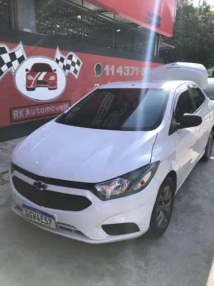 Chevrolet Onix Plus Joy Black