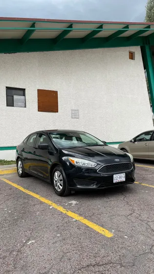 Ford Focus 2.0 S Mt