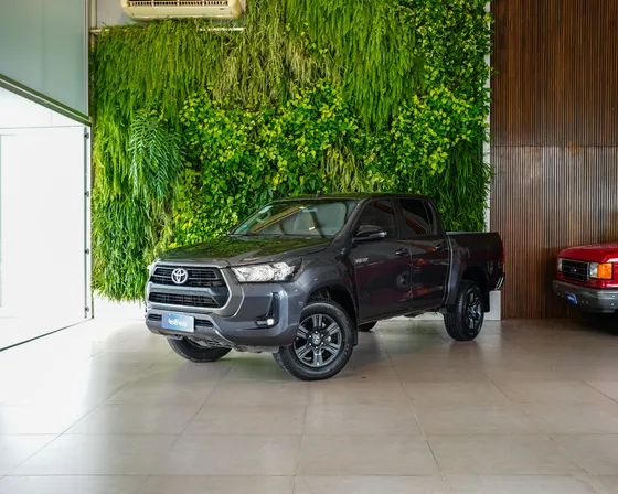 Toyota Hilux Pick-up 2.4 Cd Sr 150cv 4x2
