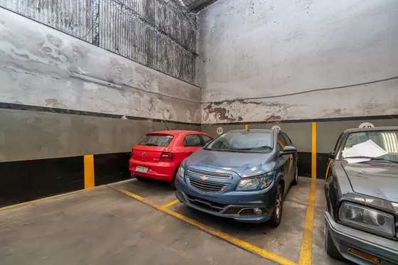 Cochera En Venta En Almagro Zona Con Alta Demanda